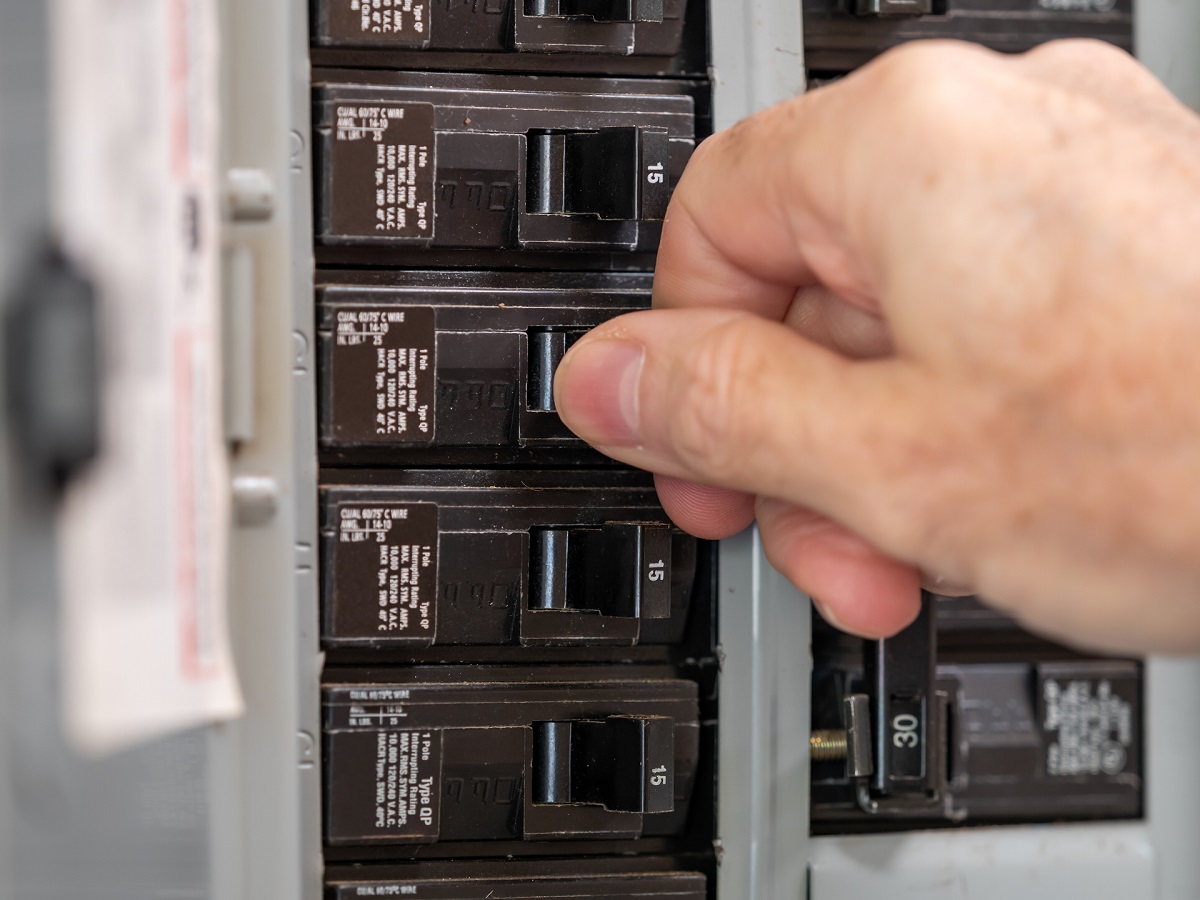 residential electrician MI